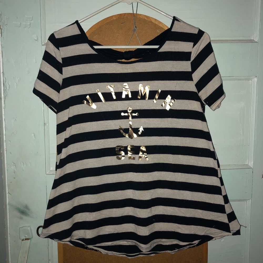 Navy blue and white striped tee